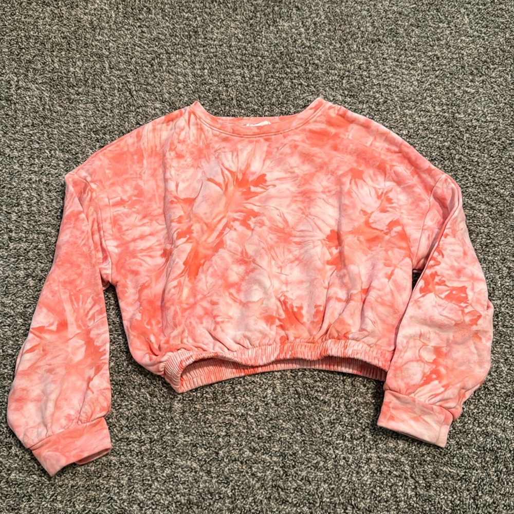 Cropped tie dye shirt